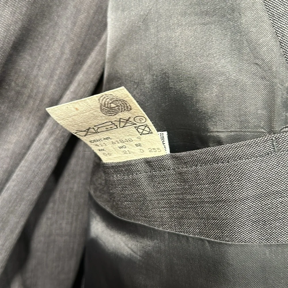 Vintage Hugo Boss Charcoal Grey Chicago Suit Virgin Wool Size N/A PTP 23 - Picture 6 of 9